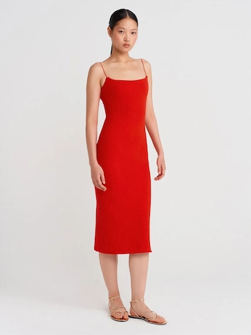 Dilvin Dress in Red