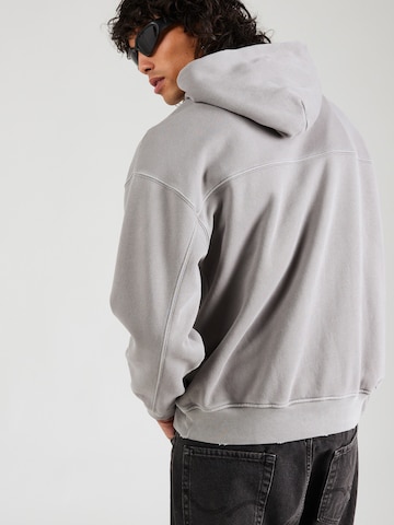 Abercrombie & Fitch Sweatshirt 'ESSENTIAL' in Grau