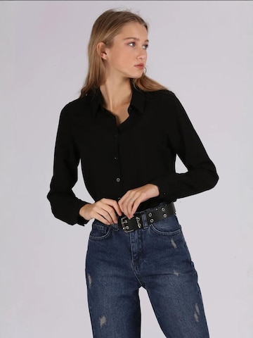 Bigdart Bluse in Schwarz: Vorderseite