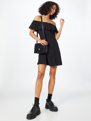Robe 'Isabell' ABOUT YOU en noir