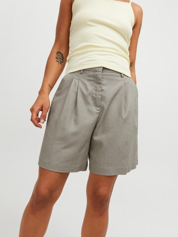 JJXX Loose fit Pleat-Front Pants 'Cimberly' in Grey