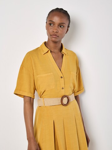 Chemisier Apricot en jaune : devant