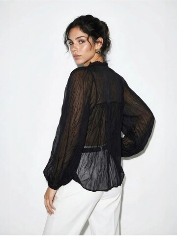 Bianco Lucci - Blusa em preto