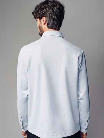 Next - Camiseta en gris