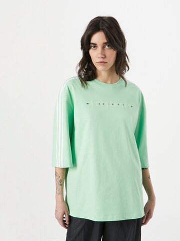 T-shirt ADIDAS ORIGINALS en vert : devant