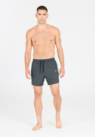 Virtus Boardshorts 'Smither' in Groen