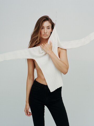 Maglietta di RÆRE by Lorena Rae in bianco