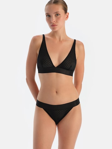 Triangolo Reggiseno di Dagi in nero