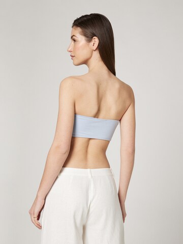 Top 'Nicola' di LENI KLUM x ABOUT YOU in blu