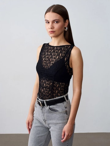 Dilvin - Top em preto