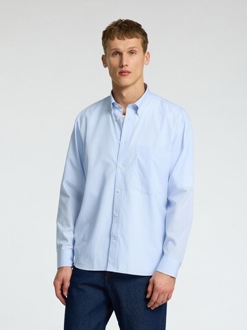SELECTED - Ajuste regular Camisa en azul: frente
