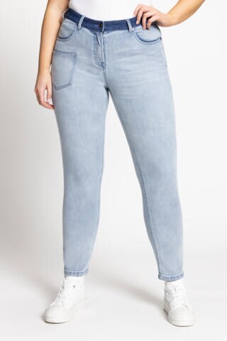 Ulla Popken Regular Jeans in Blauw: voorkant