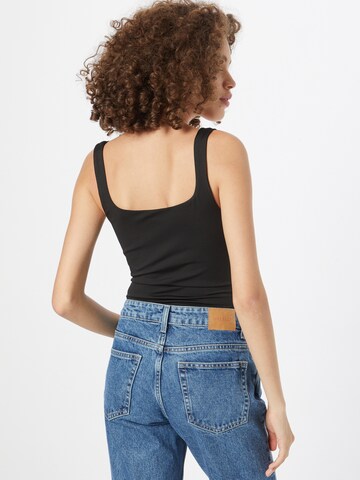 Tricou body de la Nasty Gal pe negru