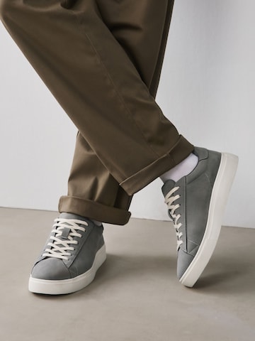 Next Sneakers in Grey