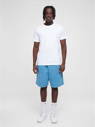 Urban Classics Loosefit Shorts in Blau