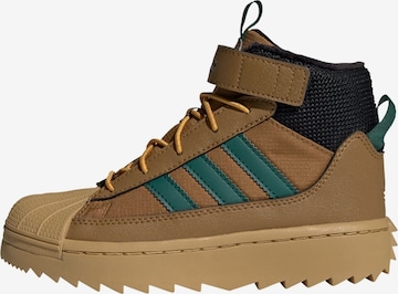 Bottes de neige 'Superstar' ADIDAS ORIGINALS en marron : devant