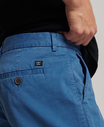 Superdry Slimfit Chinohose in Blau