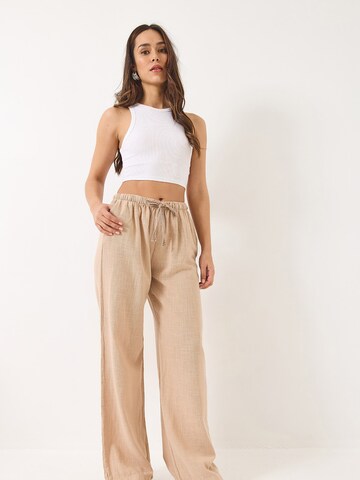Wide leg Pantaloni di Bianco Lucci in beige
