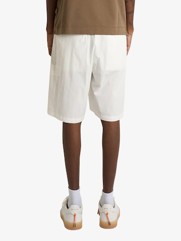 Regular Pantalon LOW BRAND en blanc