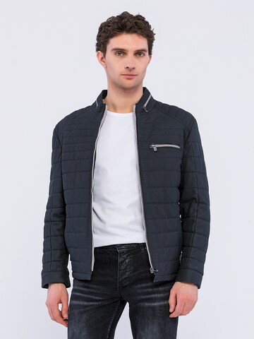 Basics and More Jacke ' Rodrigo ' in Blau