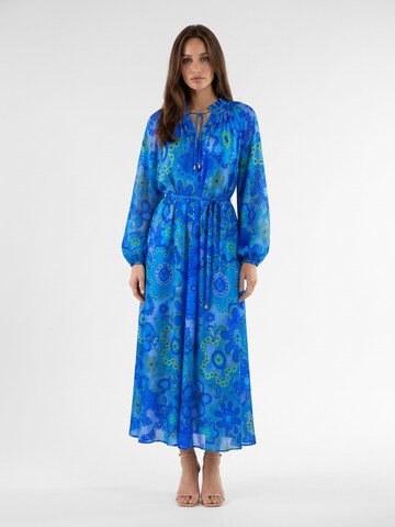 Introvertie VIENNA Sommerkleid‌ in Blau