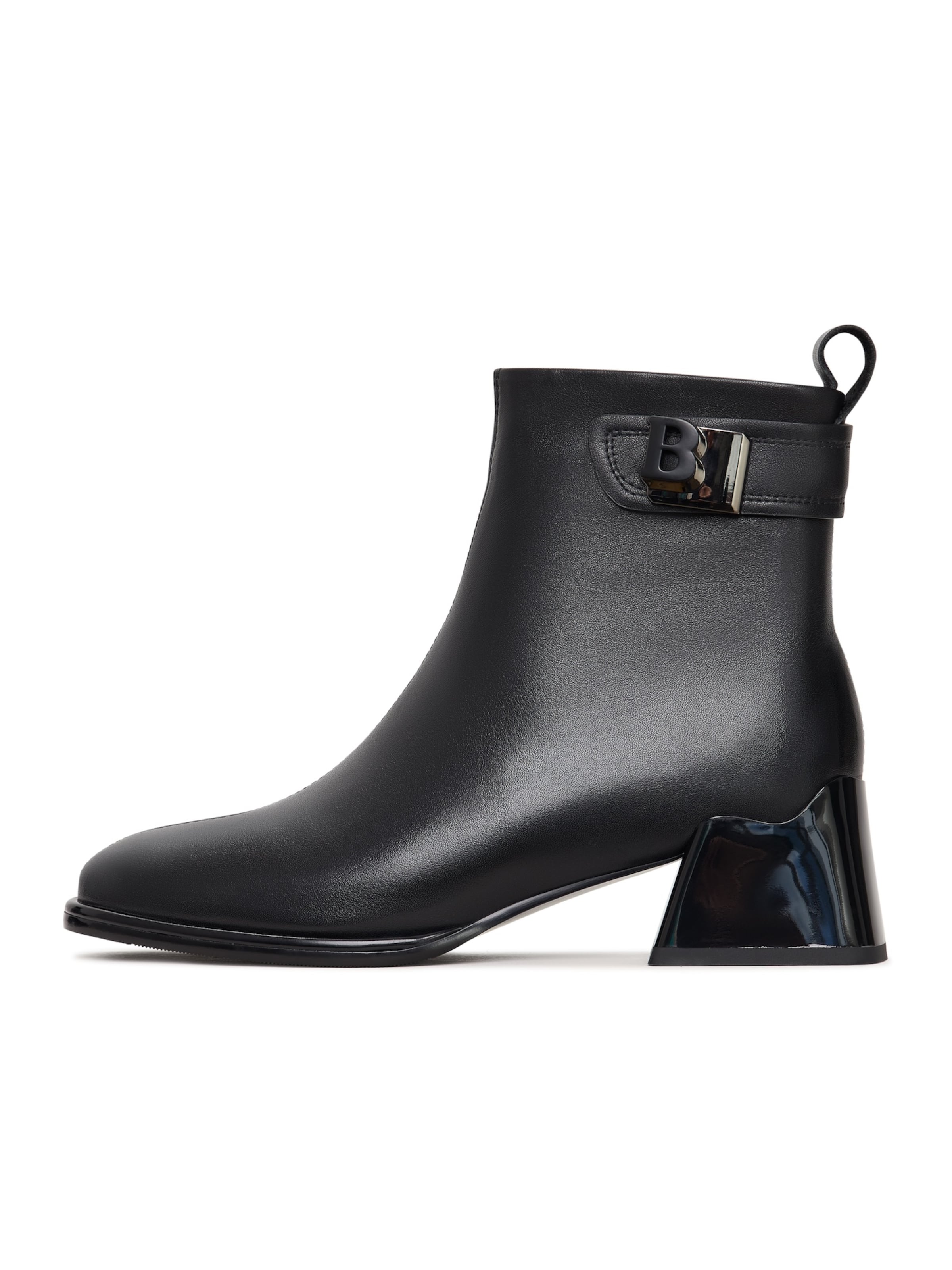 CESARE GASPARI Booties in Black: front