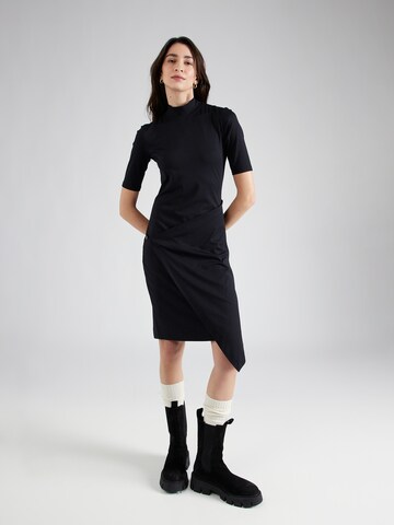 Robe Calvin Klein en noir : devant