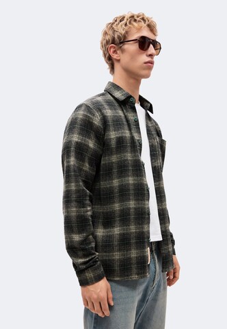Regular fit Cămașă de la Revolution pe verde