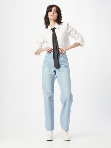 Nasty Gal Tapered Jeans in Blue