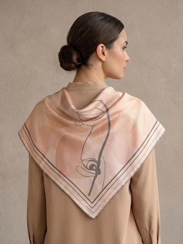 Vivisence Shawl 'S90-003' in Beige