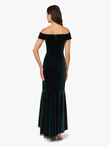 Adrianna Papell Evening dress in Green