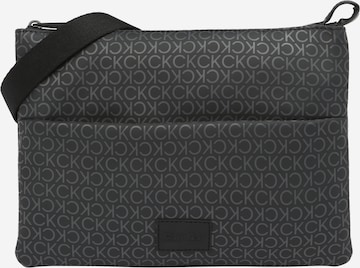 Borsa a tracolla di Calvin Klein in nero: frontale