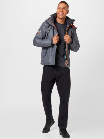 Veste d’hiver 'Mountain' Superdry en gris