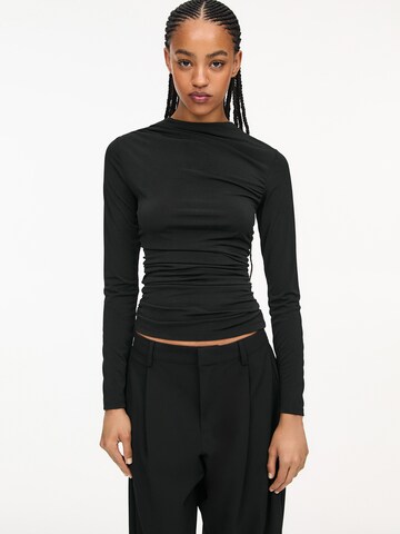 Pull&Bear Tričko - Čierna: predná strana