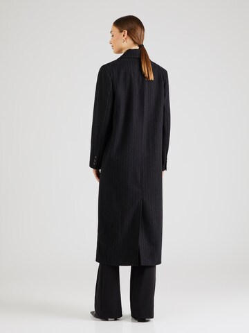 Manteau mi-saison 'Alma' SELECTED FEMME en noir