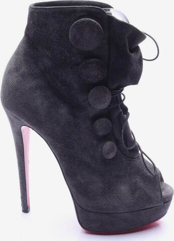 Christian Louboutin Dress Boots in 36 in Grey: front