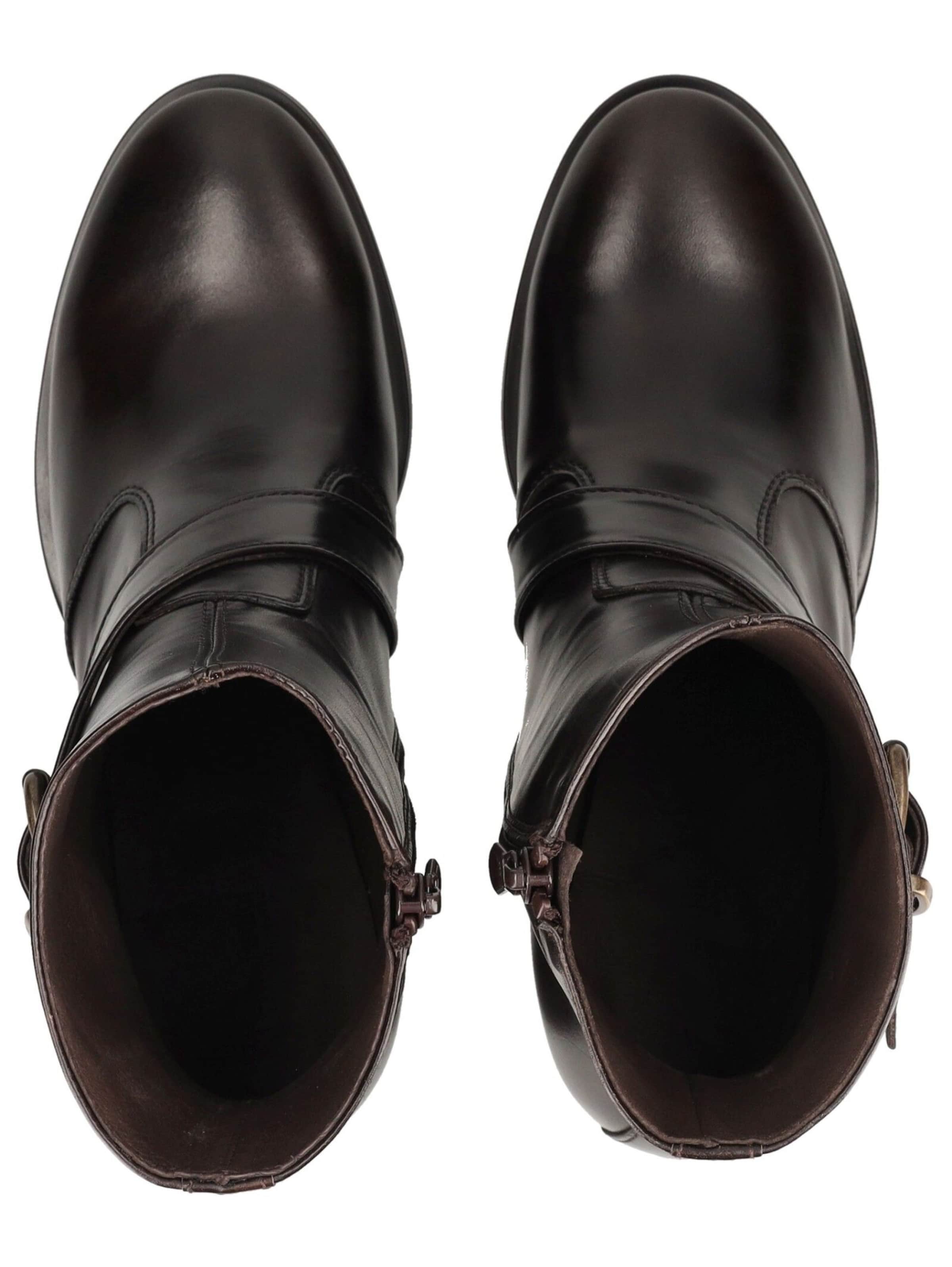 Nero Giardini Ankle Boots in Brown