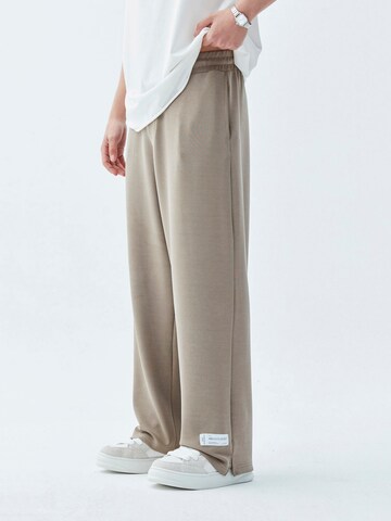 VAMOS CLO Wide Leg Housut 'Detroit' värissä beige