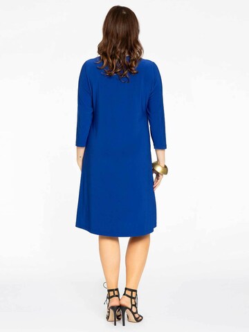 Yoek Dress in Blue