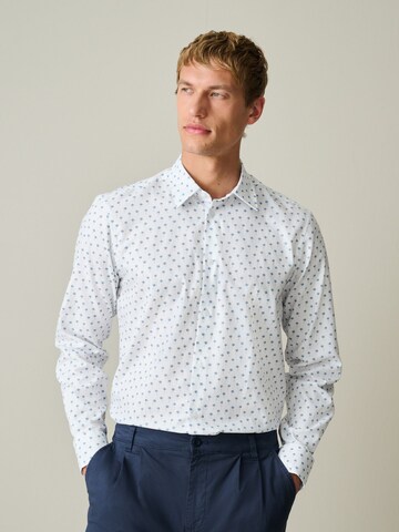 Next Regular fit Ing - fehér: elől