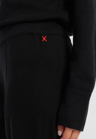 Chinti & Parker Regular Urheiluhousut värissä musta