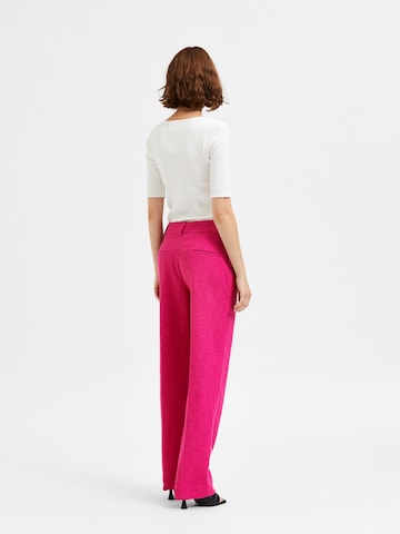 Regular Pantalon à plis 'POLINA' SELECTED FEMME en rose