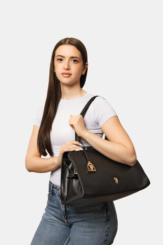 U.S. POLO ASSN. Handtasche 'JONES LARGE' in Schwarz: Vorderseite