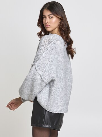 Lilavie Strickjacke ' Paulaa ' in Grau