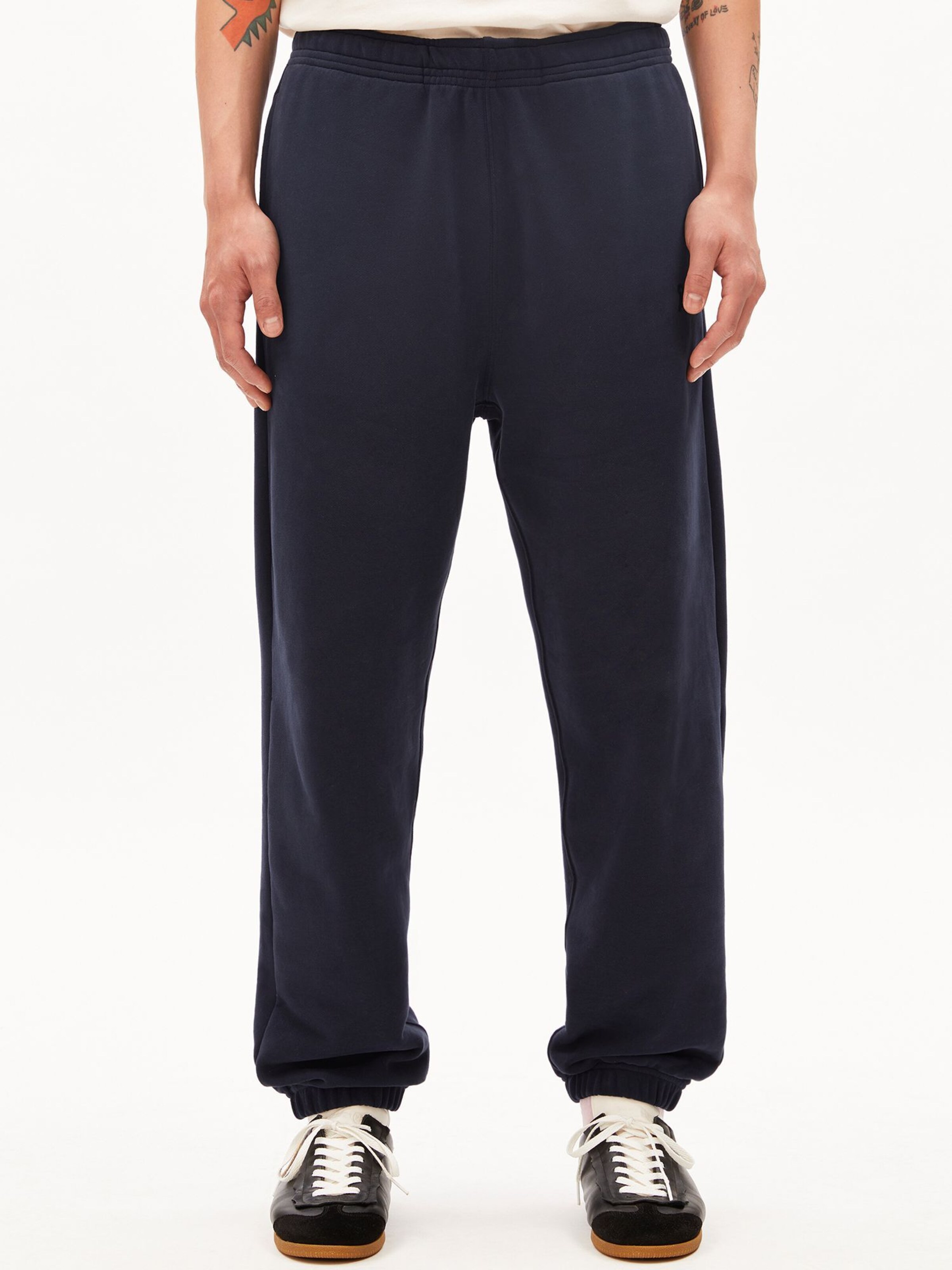 ARMEDANGELS Loosefit Broek in Blauw: voorkant