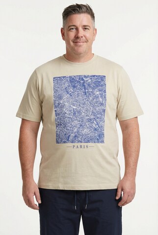 Men Plus Shirt in Beige: front