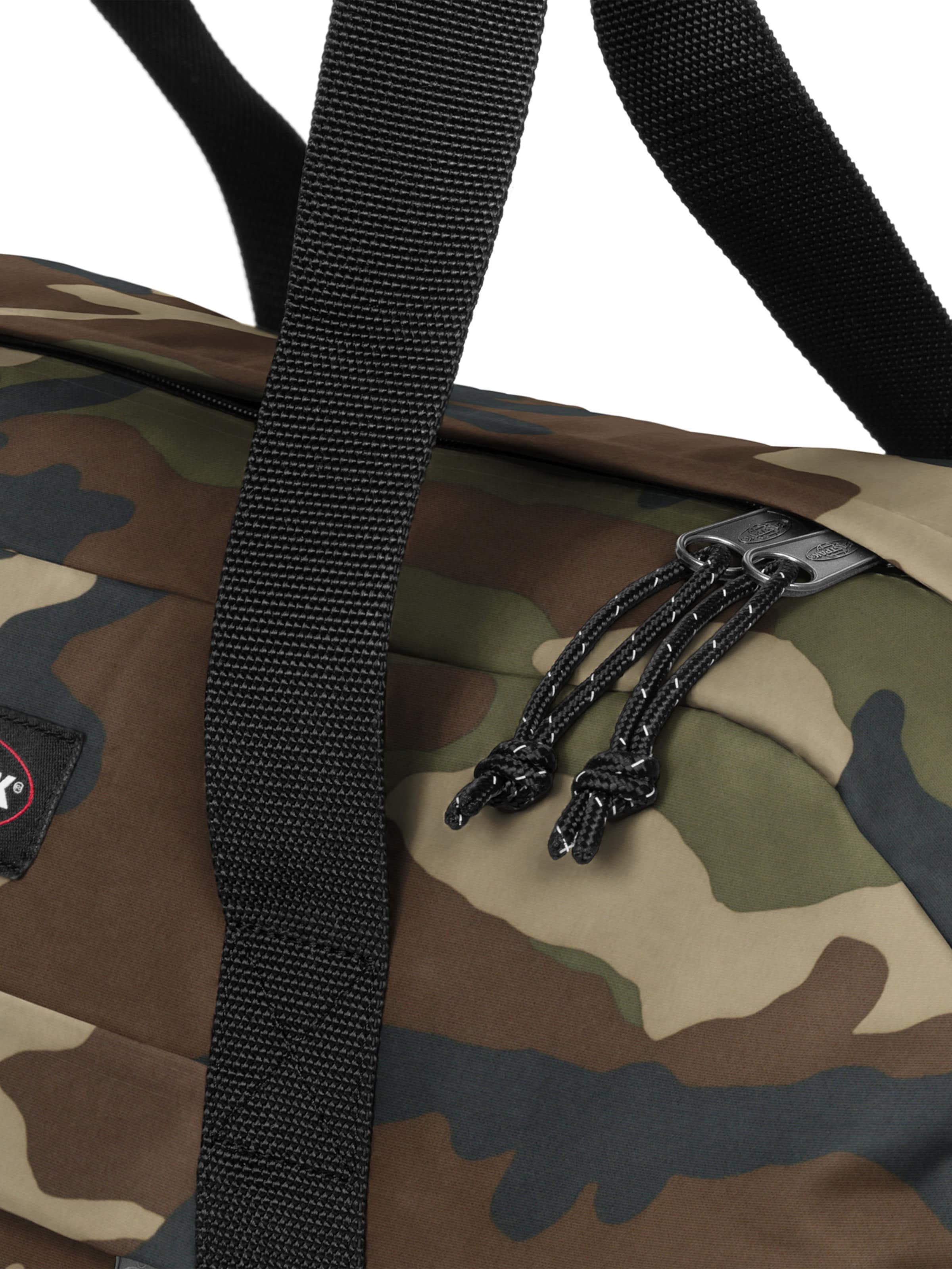 EASTPAK Taška Weekender 'Stand Cabin' – zelená