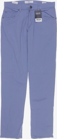 BRAX Pants in 31-32 in Blue: front