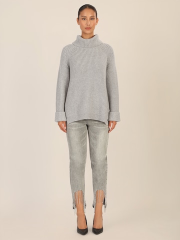 APART Pullover in Grau