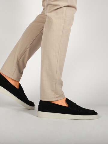 BLACKSTONE - Mocassins 'Zuko Enzo DG370' em preto